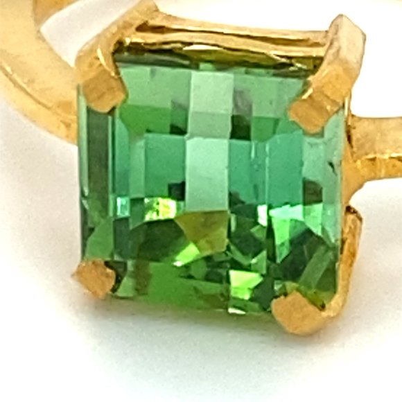 Green Tourmaline 3.29ct Solid 22K Yellow Gold Ring - Picture 6 of 6